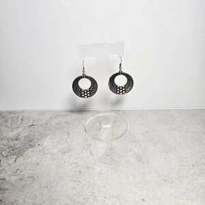 VINTAGE Black and Silver Dangle Earrings